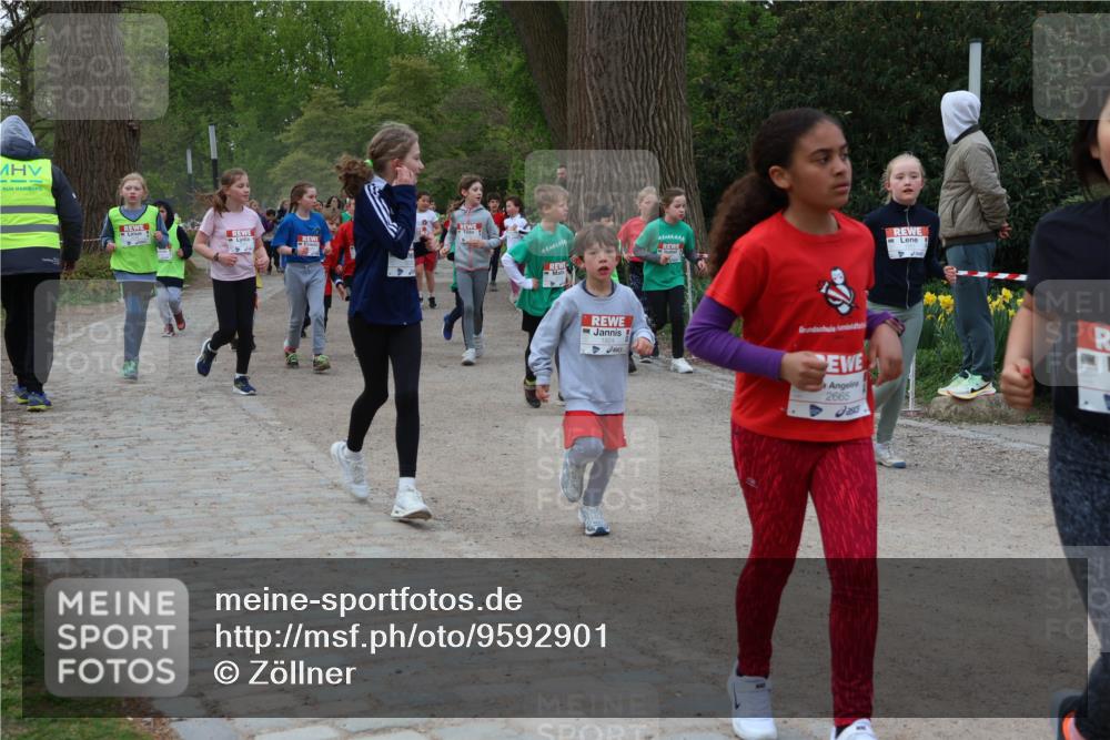 25.04.2026 - Das Zehntel Zöllner http://msf.ph/oto/9592901 25.04.2026 08:44:42 Laufen 2665 meine-sportfotos.de