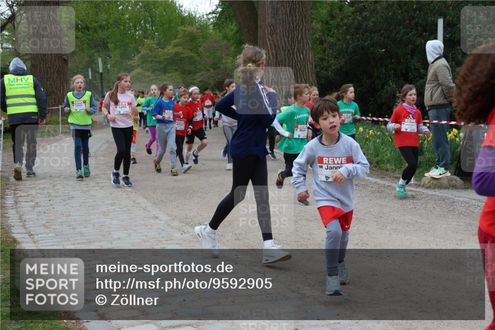 25.04.2026 - Das Zehntel Zöllner http://msf.ph/oto/9592905 25.04.2026 08:44:43 Laufen 199 meine-sportfotos.de