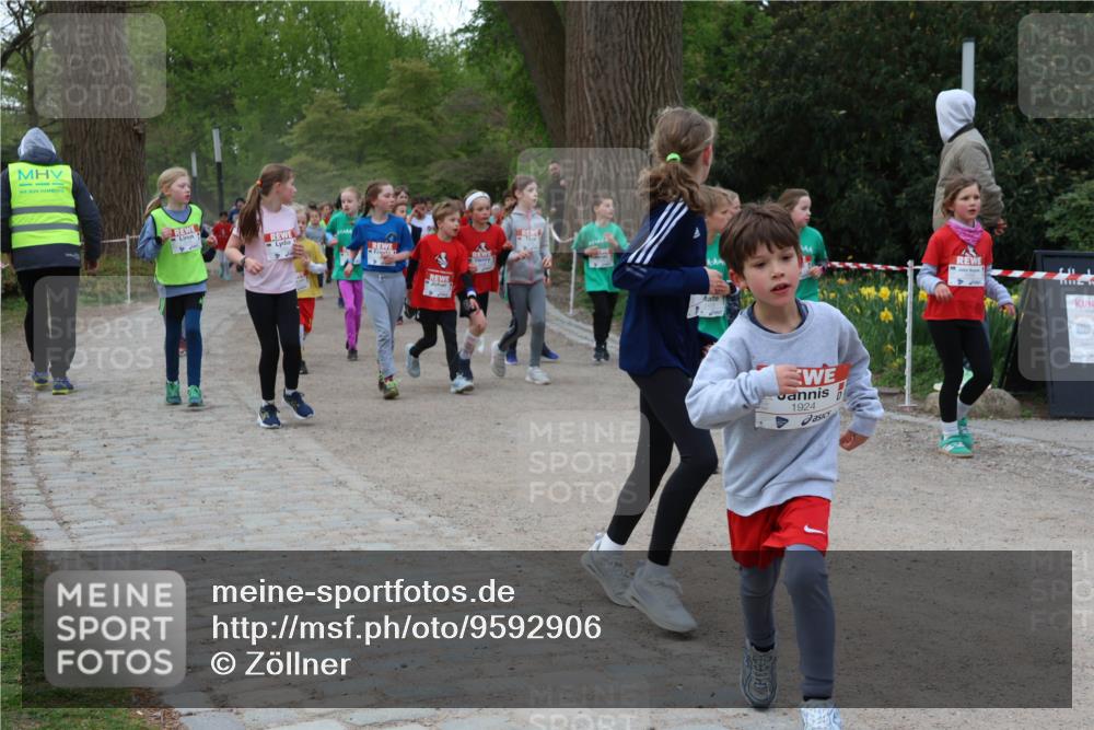 25.04.2026 - Das Zehntel Zöllner http://msf.ph/oto/9592906 25.04.2026 08:44:43 Laufen 1924 meine-sportfotos.de