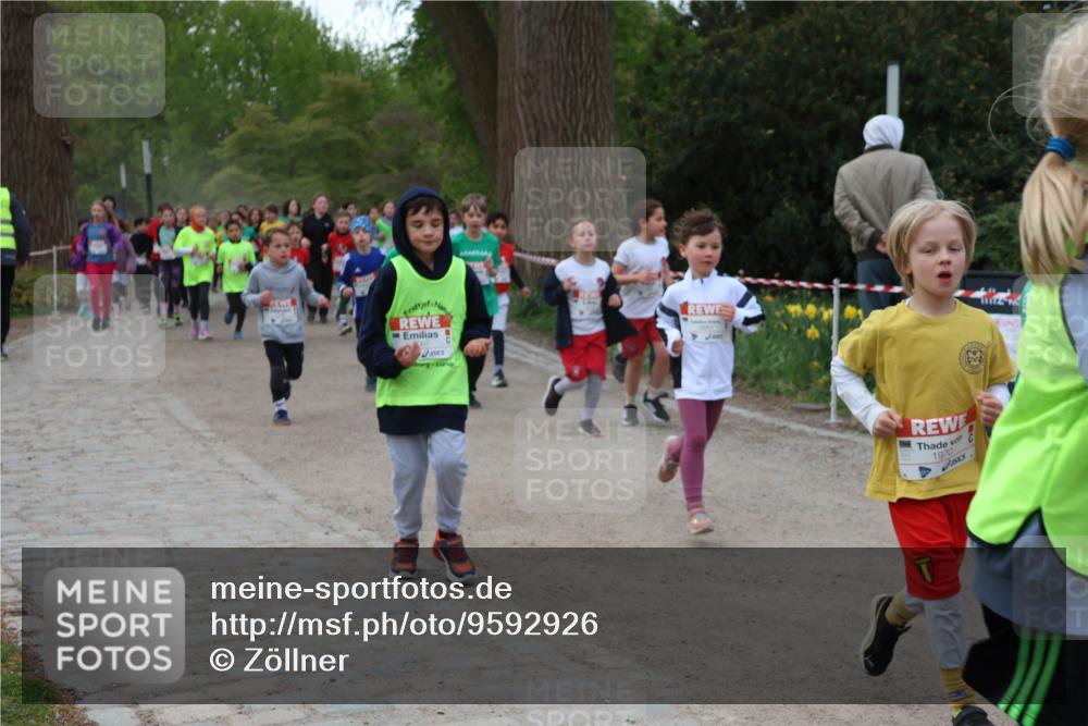 25.04.2026 - Das Zehntel Zöllner http://msf.ph/oto/9592926 25.04.2026 08:44:47 Laufen 1970 meine-sportfotos.de