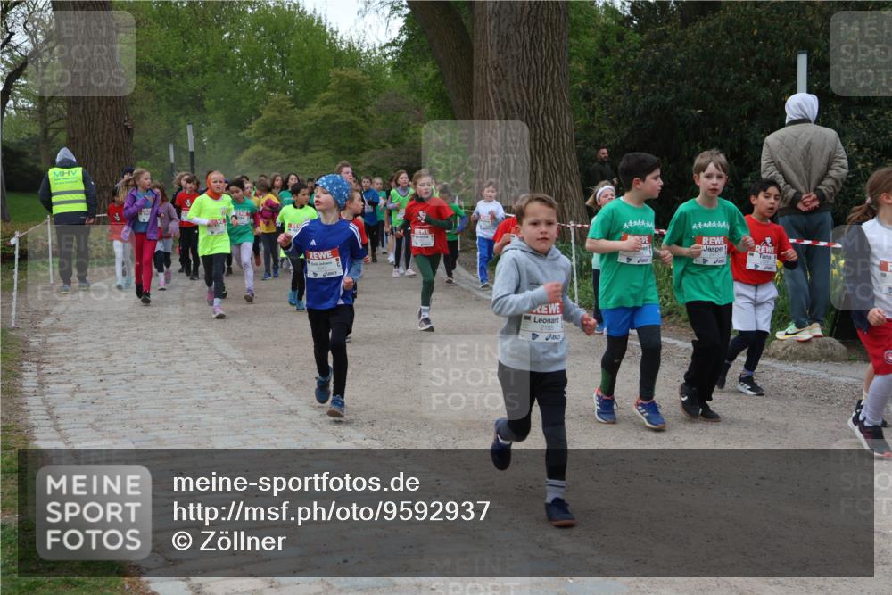 25.04.2026 - Das Zehntel Zöllner http://msf.ph/oto/9592937 25.04.2026 08:44:49 Laufen 2185, 44444 meine-sportfotos.de