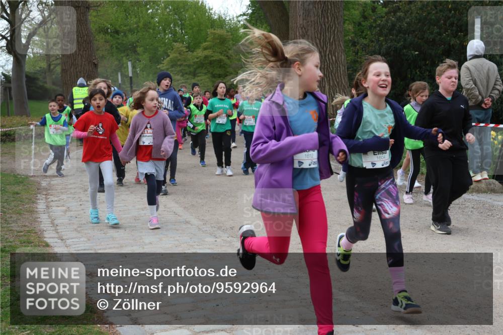 25.04.2026 - Das Zehntel Zöllner http://msf.ph/oto/9592964 25.04.2026 08:44:54 Laufen 2600, 1612, 1604 meine-sportfotos.de