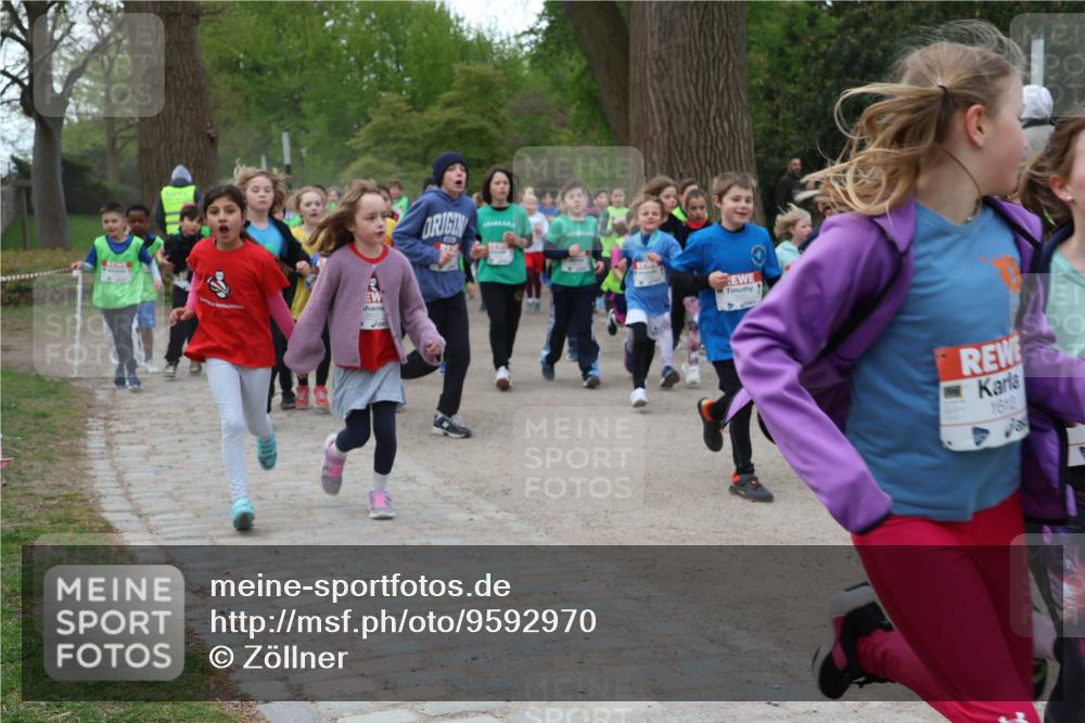25.04.2026 - Das Zehntel Zöllner http://msf.ph/oto/9592970 25.04.2026 08:44:54 Laufen 1612 meine-sportfotos.de