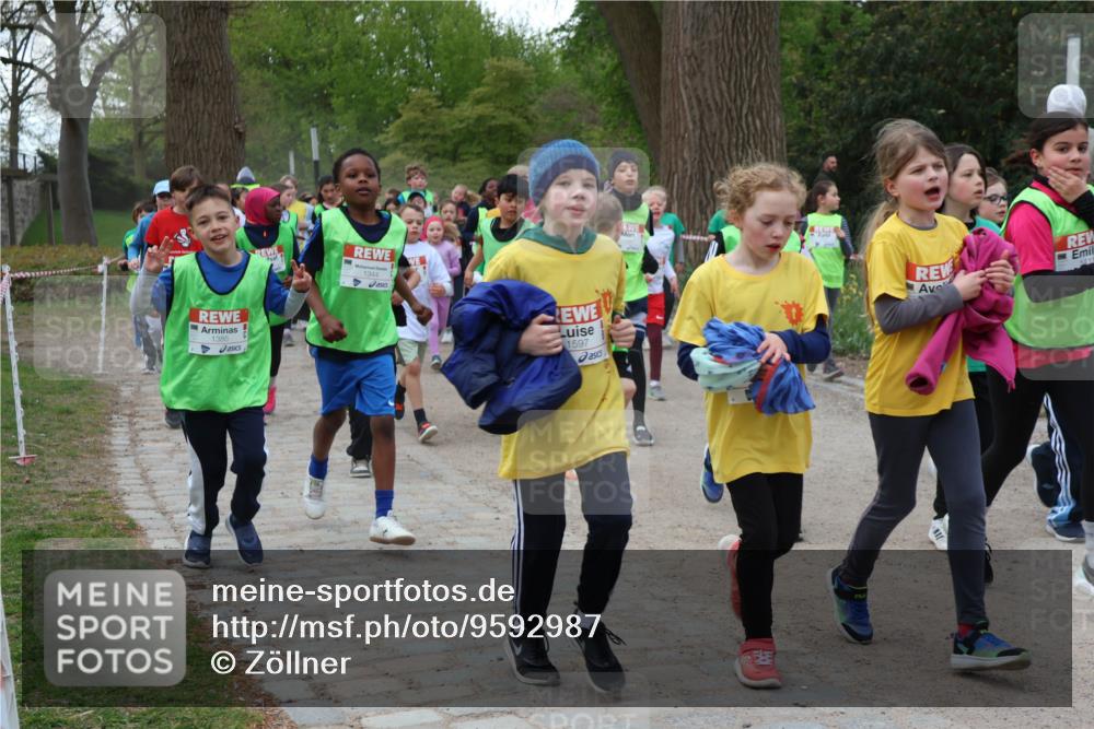 25.04.2026 - Das Zehntel Zöllner http://msf.ph/oto/9592987 25.04.2026 08:44:57 Laufen 1385, 1344, 1597 meine-sportfotos.de