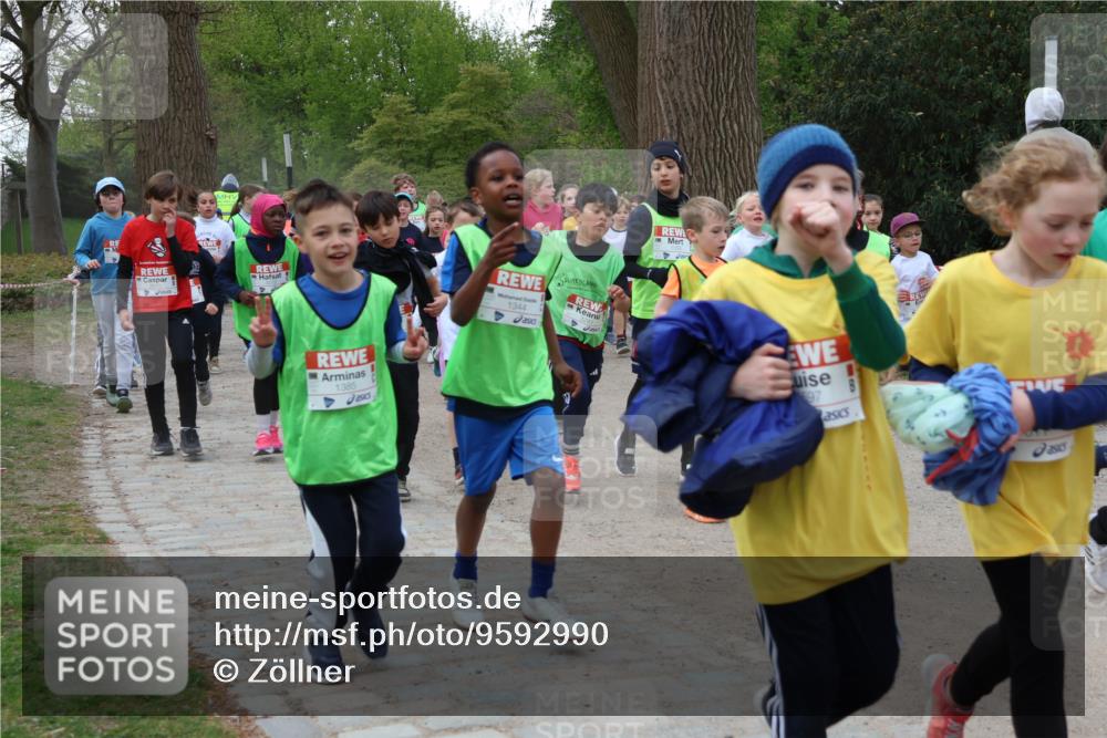 25.04.2026 - Das Zehntel Zöllner http://msf.ph/oto/9592990 25.04.2026 08:44:58 Laufen 1385, 1344, 98, 97 meine-sportfotos.de