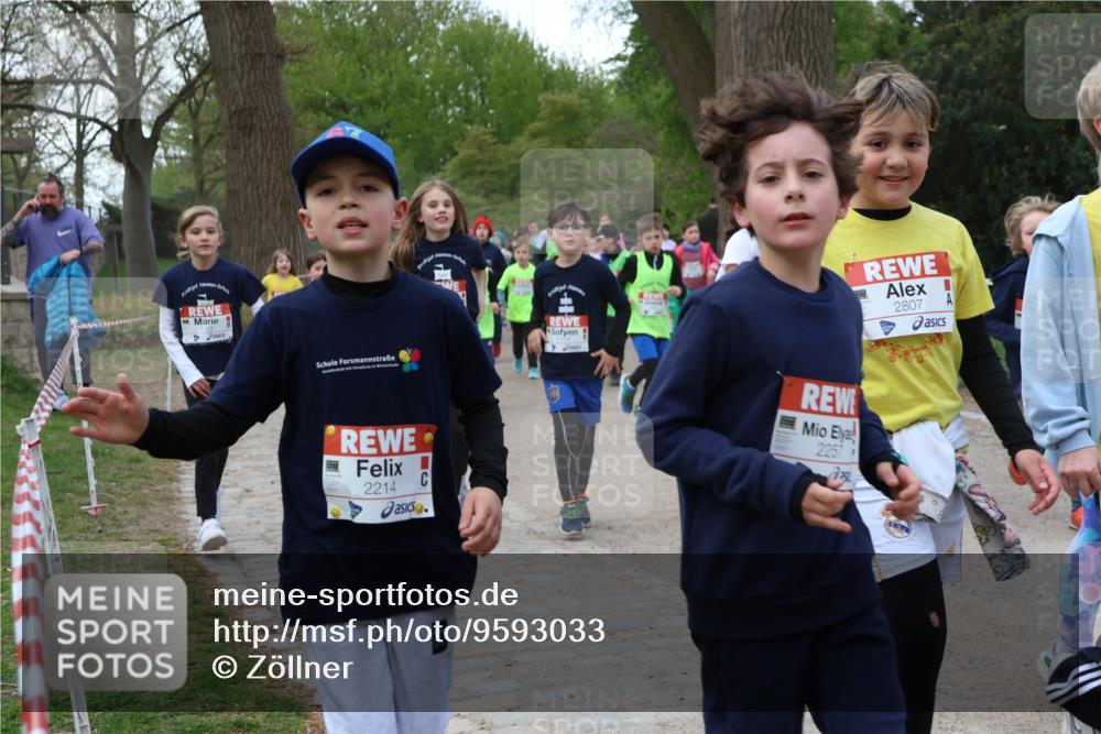 25.04.2026 - Das Zehntel Zöllner http://msf.ph/oto/9593033 25.04.2026 08:45:07 Laufen 2214, 2807, 2257 meine-sportfotos.de