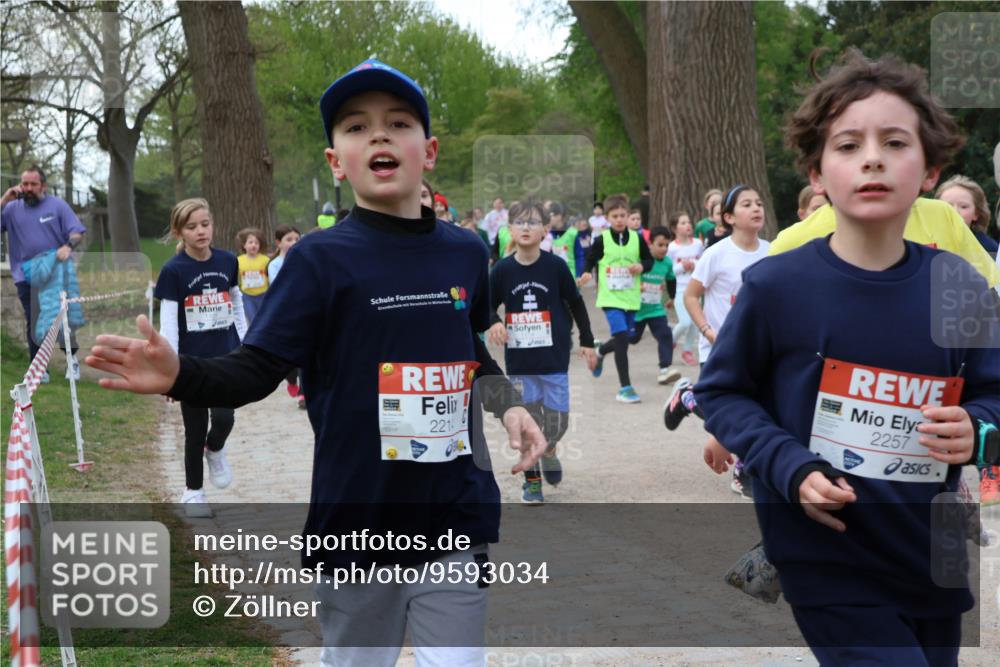 25.04.2026 - Das Zehntel Zöllner http://msf.ph/oto/9593034 25.04.2026 08:45:07 Laufen 221, 2257 meine-sportfotos.de