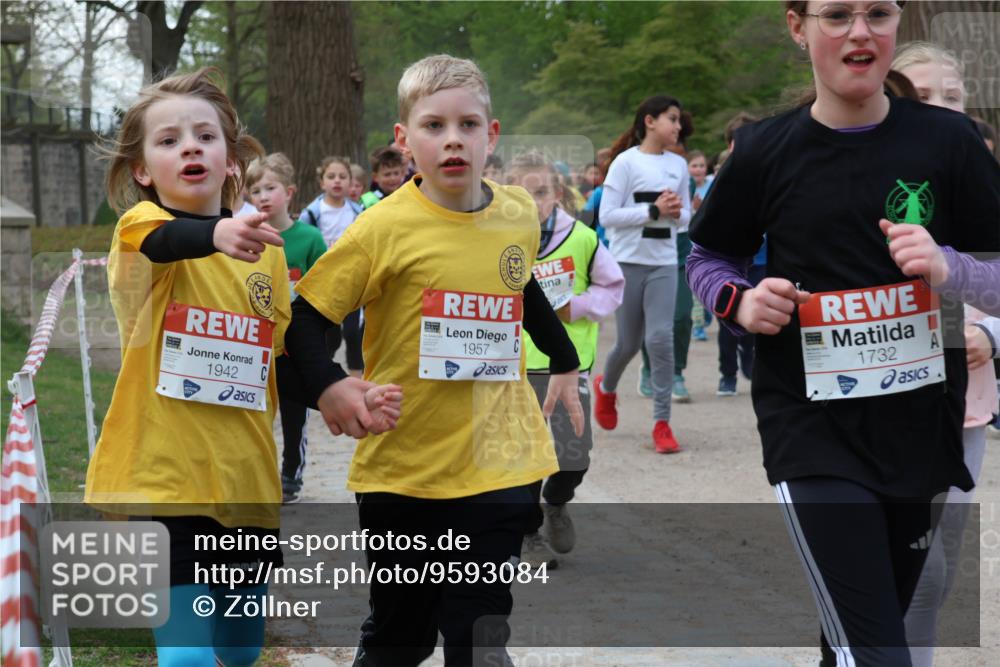 25.04.2026 - Das Zehntel Zöllner http://msf.ph/oto/9593084 25.04.2026 08:45:20 Laufen 1942, 1957, 1732 meine-sportfotos.de