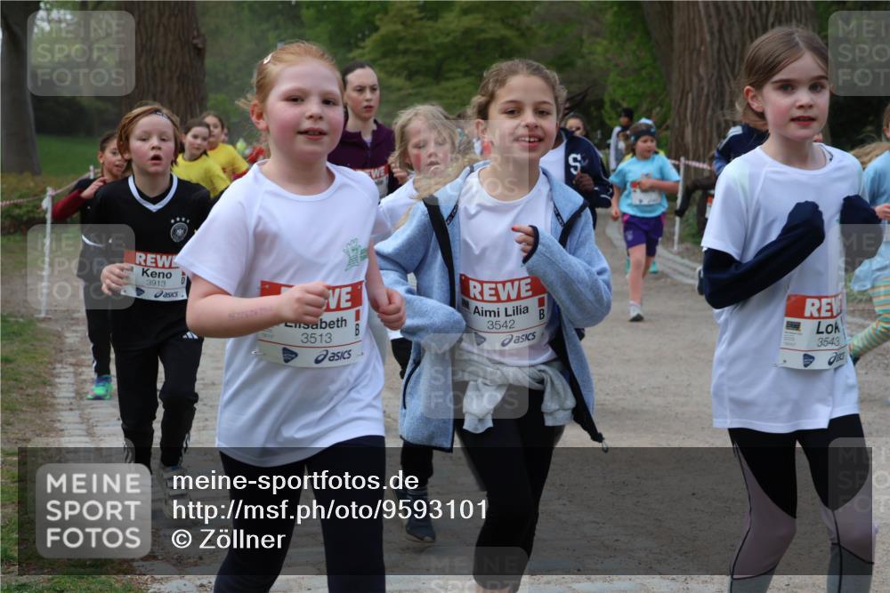 25.04.2026 - Das Zehntel Zöllner http://msf.ph/oto/9593101 25.04.2026 08:45:23 Laufen 3913, 3513, 3542, 3543 meine-sportfotos.de