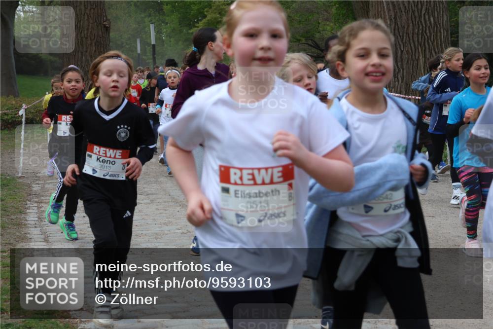 25.04.2026 - Das Zehntel Zöllner http://msf.ph/oto/9593103 25.04.2026 08:45:24 Laufen 3913, 3513, 6542 meine-sportfotos.de