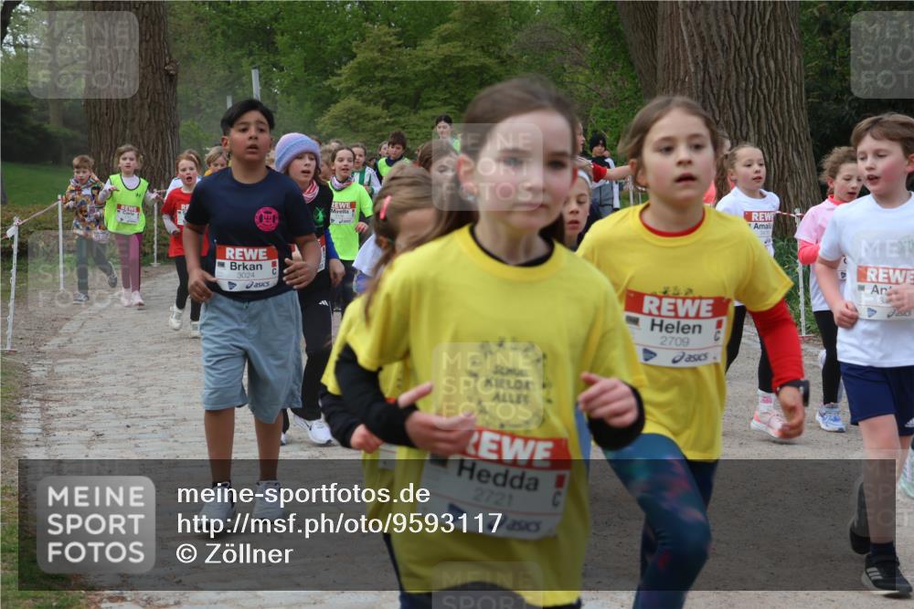 25.04.2026 - Das Zehntel Zöllner http://msf.ph/oto/9593117 25.04.2026 08:45:27 Laufen 3024, 2721, 432, 2709, 34 meine-sportfotos.de
