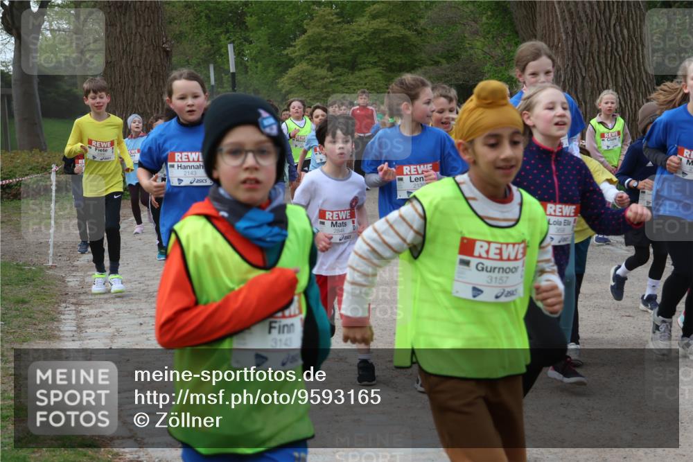25.04.2026 - Das Zehntel Zöllner http://msf.ph/oto/9593165 25.04.2026 08:45:38 Laufen 2143, 3143, 2844, 2130, 3157 meine-sportfotos.de