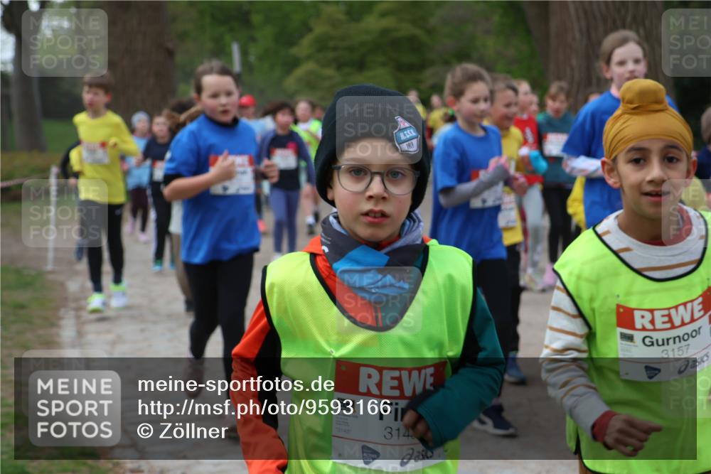 25.04.2026 - Das Zehntel Zöllner http://msf.ph/oto/9593166 25.04.2026 08:45:38 Laufen 1919, 3143, 314, 3157 meine-sportfotos.de