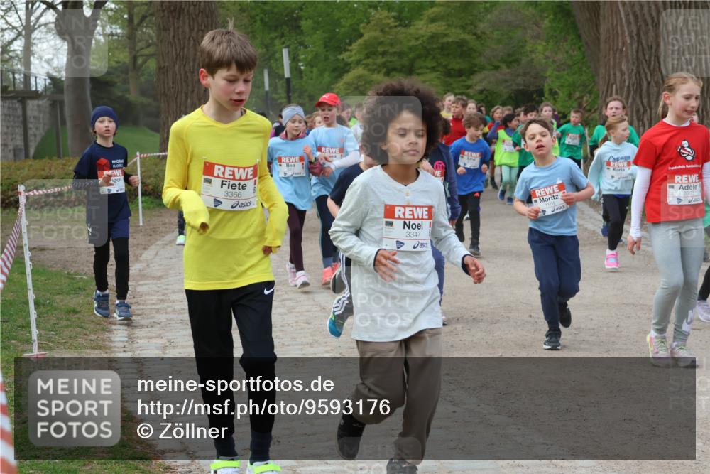 25.04.2026 - Das Zehntel Zöllner http://msf.ph/oto/9593176 25.04.2026 08:45:40 Laufen 3366, 3347, 1164, 2663 meine-sportfotos.de