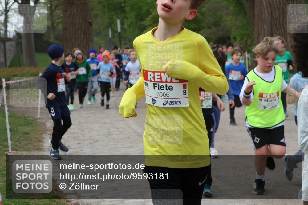 25.04.2026 - Das Zehntel Zöllner http://msf.ph/oto/9593181 25.04.2026 08:45:42 Laufen 3366, 3017, 3153 meine-sportfotos.de