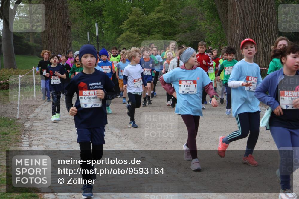 25.04.2026 - Das Zehntel Zöllner http://msf.ph/oto/9593184 25.04.2026 08:45:43 Laufen 1805, 3802, 805 meine-sportfotos.de
