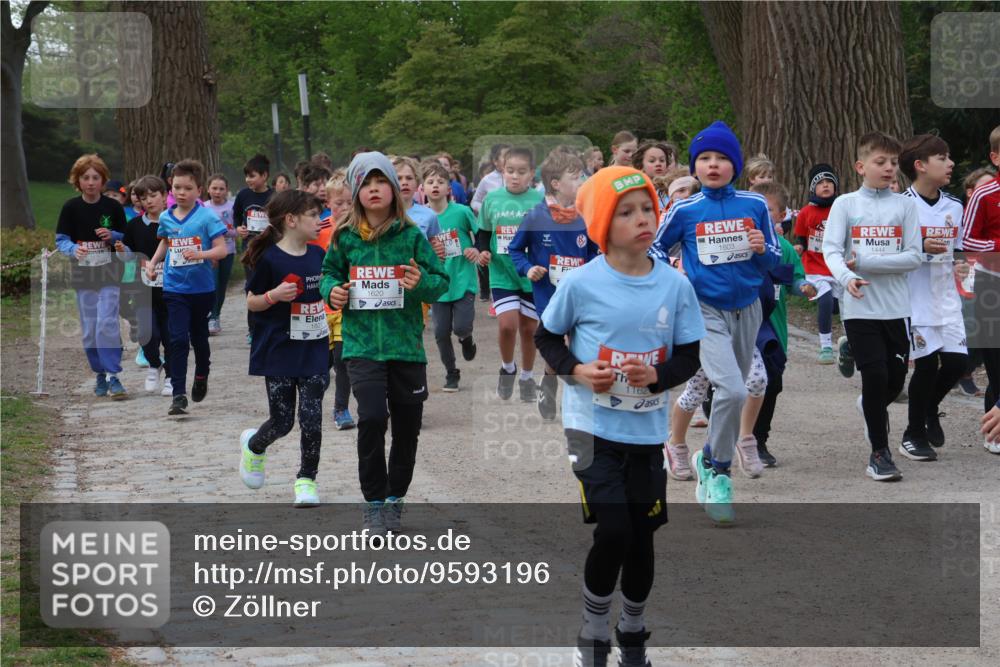 25.04.2026 - Das Zehntel Zöllner http://msf.ph/oto/9593196 25.04.2026 08:45:45 Laufen 182, 1620, 1162, 1603, 1444 meine-sportfotos.de