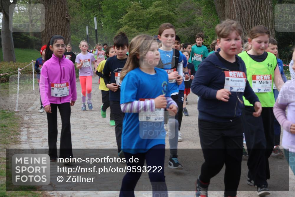 25.04.2026 - Das Zehntel Zöllner http://msf.ph/oto/9593222 25.04.2026 08:45:52 Laufen 1128, 9, 2922, 3818, 3240 meine-sportfotos.de