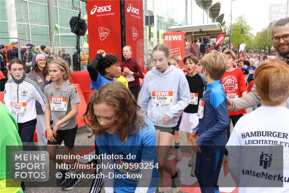 25.04.2026 - Das Zehntel Strokosch-Dieckow http://msf.ph/oto/9593254 25.04.2026 14:54:26 Ziel 15093, 15108, 15124, 15218, 15260, 15354, 15415, 15505, 15525, 15563, 15587, 15588, 15640, 15672, 15699, 15701, 15711, 15842, 15996, 16052, 16193, 16218, 16250, 16251, 16364, 16501, 16686, 16697, 16805, 16836, 17092, 17344, 17345, 17492, 17697, 17803, 18013, 18020, 18021, 18205, 15093, 15108, 15124, 15218, 15260, 15354, 15415, 15505, 15525, 15563, 15587, 15588, 15640, 15672, 15699, 15701, 15711, 15842, 15996, 16052, 16193, 16218, 16250, 16251, 16364, 16686 meine-sportfotos.de