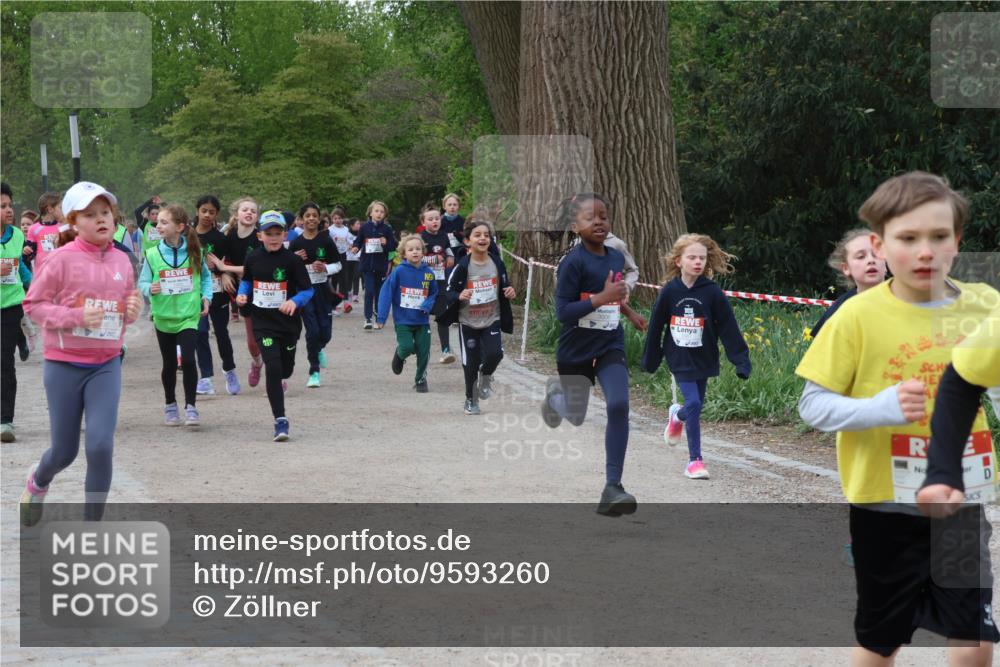 25.04.2026 - Das Zehntel Zöllner http://msf.ph/oto/9593260 25.04.2026 08:46:02 Laufen 10 meine-sportfotos.de