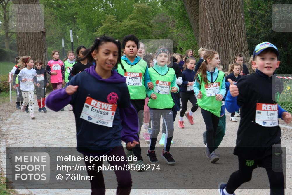 25.04.2026 - Das Zehntel Zöllner http://msf.ph/oto/9593274 25.04.2026 08:46:05 Laufen 3004, 1428, 1432, 1660 meine-sportfotos.de