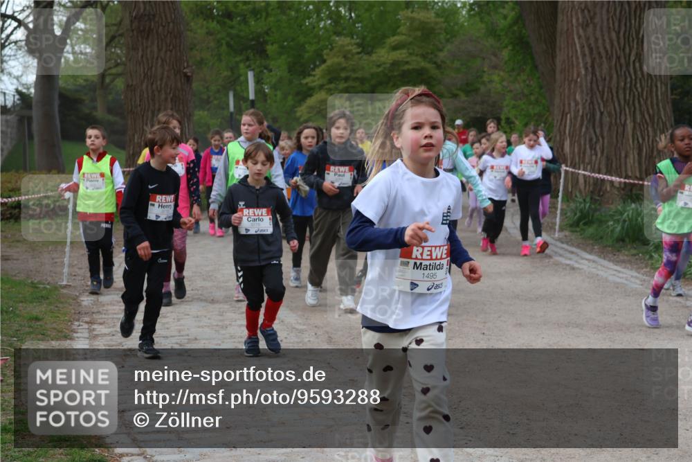 25.04.2026 - Das Zehntel Zöllner http://msf.ph/oto/9593288 25.04.2026 08:46:09 Laufen 3776, 1495 meine-sportfotos.de