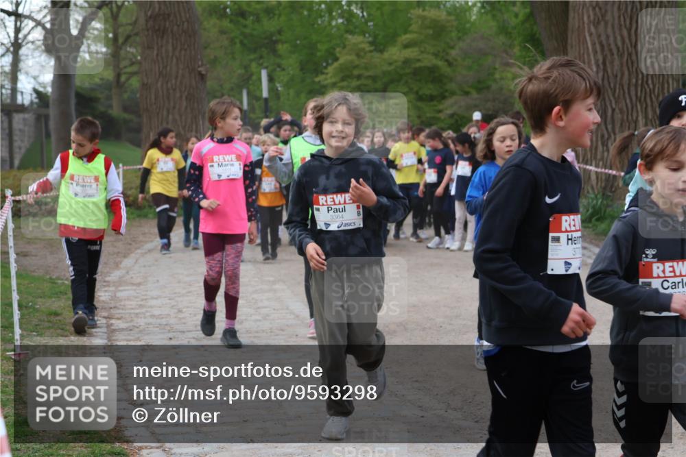 25.04.2026 - Das Zehntel Zöllner http://msf.ph/oto/9593298 25.04.2026 08:46:11 Laufen 3364, 37 meine-sportfotos.de