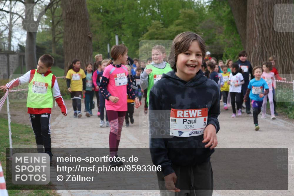25.04.2026 - Das Zehntel Zöllner http://msf.ph/oto/9593306 25.04.2026 08:46:12 Laufen 3364 meine-sportfotos.de
