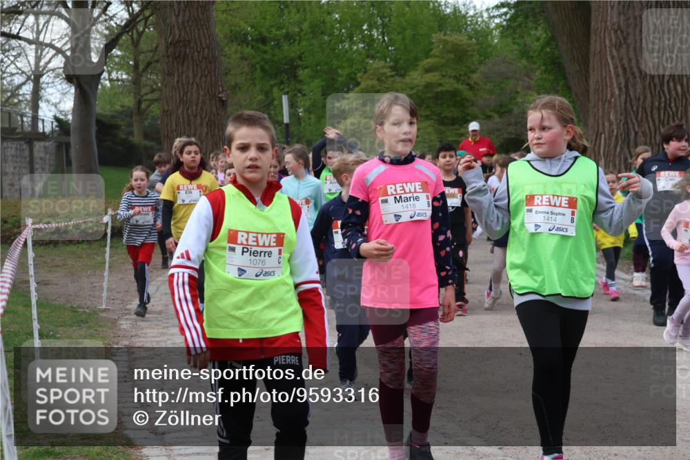 25.04.2026 - Das Zehntel Zöllner http://msf.ph/oto/9593316 25.04.2026 08:46:15 Laufen 1076, 1418, 1414 meine-sportfotos.de