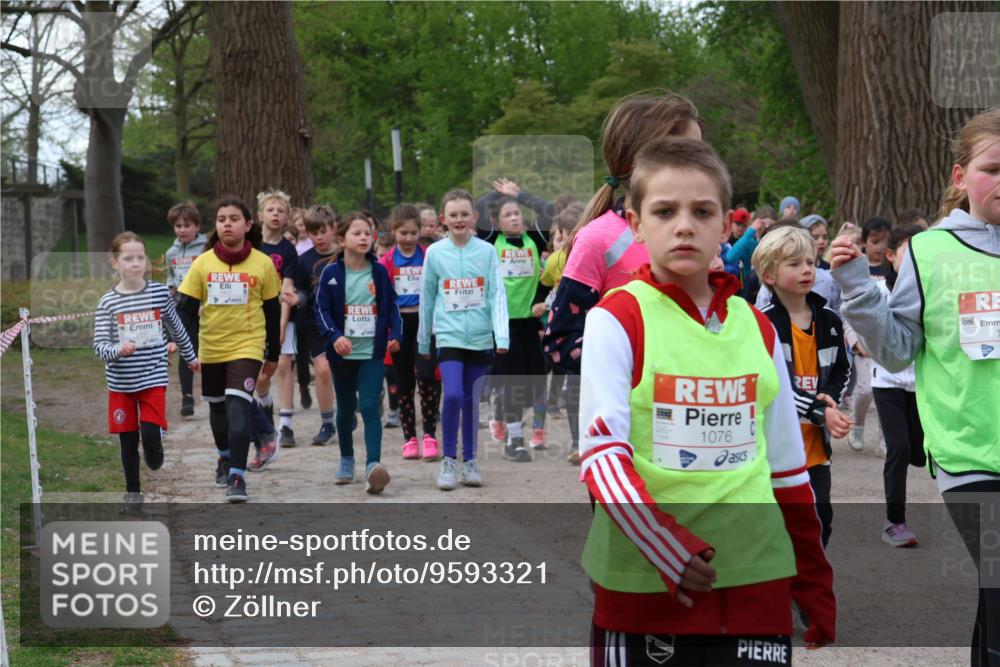 25.04.2026 - Das Zehntel Zöllner http://msf.ph/oto/9593321 25.04.2026 08:46:16 Laufen 1076 meine-sportfotos.de