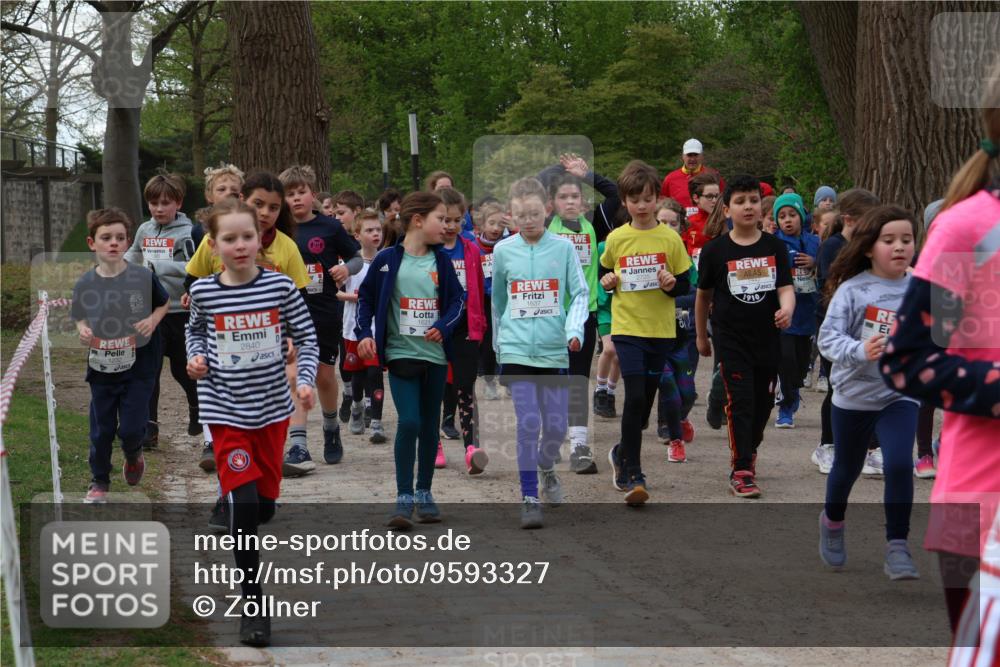 25.04.2026 - Das Zehntel Zöllner http://msf.ph/oto/9593327 25.04.2026 08:46:17 Laufen 2840, 1621, 1910 meine-sportfotos.de