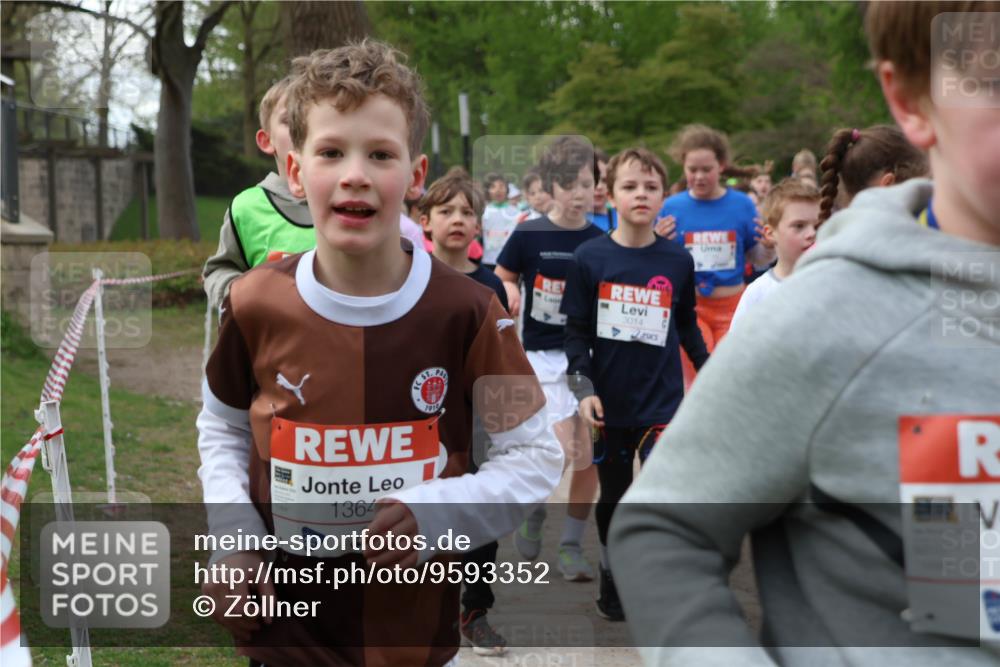 25.04.2026 - Das Zehntel Zöllner http://msf.ph/oto/9593352 25.04.2026 08:46:22 Laufen 1364, 1910, 3014 meine-sportfotos.de