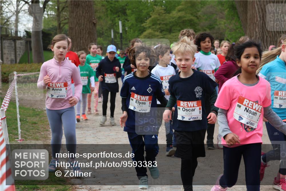 25.04.2026 - Das Zehntel Zöllner http://msf.ph/oto/9593383 25.04.2026 08:46:28 Laufen 3774, 1241, 1231, 1063, 10 meine-sportfotos.de