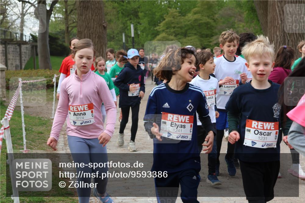 25.04.2026 - Das Zehntel Zöllner http://msf.ph/oto/9593386 25.04.2026 08:46:28 Laufen 3774, 1241, 3474, 3471, 1231 meine-sportfotos.de