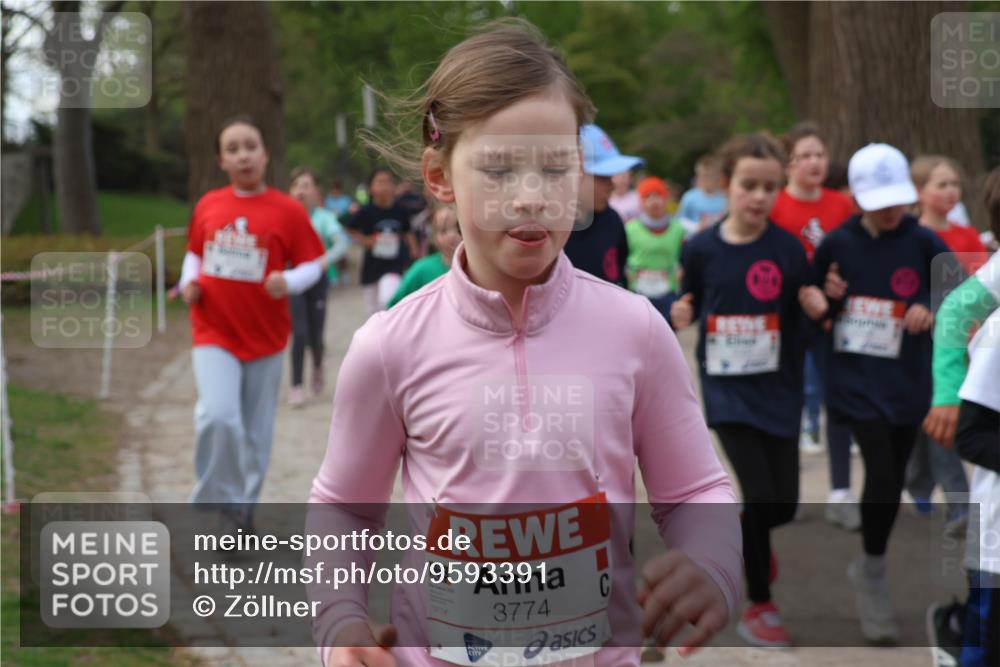 25.04.2026 - Das Zehntel Zöllner http://msf.ph/oto/9593391 25.04.2026 08:46:30 Laufen 3774, 3774 meine-sportfotos.de