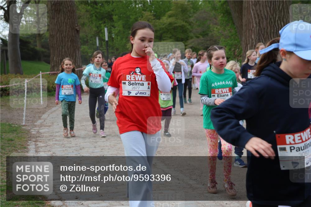 25.04.2026 - Das Zehntel Zöllner http://msf.ph/oto/9593396 25.04.2026 08:46:31 Laufen 2677, 0397, 3057 meine-sportfotos.de
