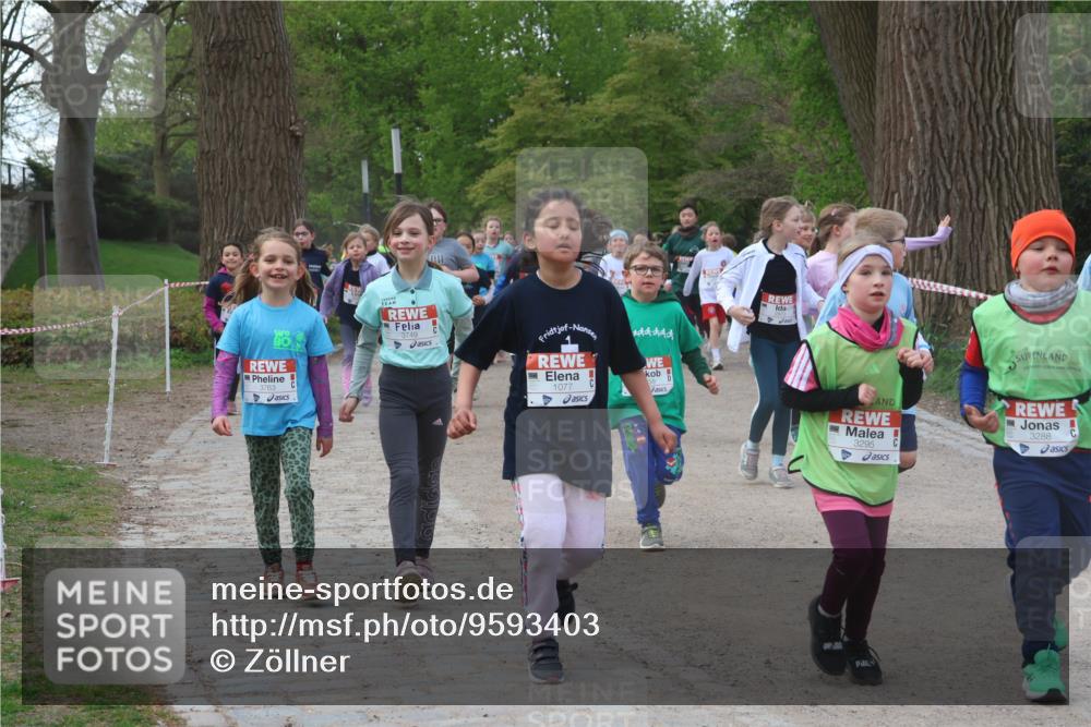 25.04.2026 - Das Zehntel Zöllner http://msf.ph/oto/9593403 25.04.2026 08:46:33 Laufen 3763, 3749, 1077, 3295, 3288 meine-sportfotos.de