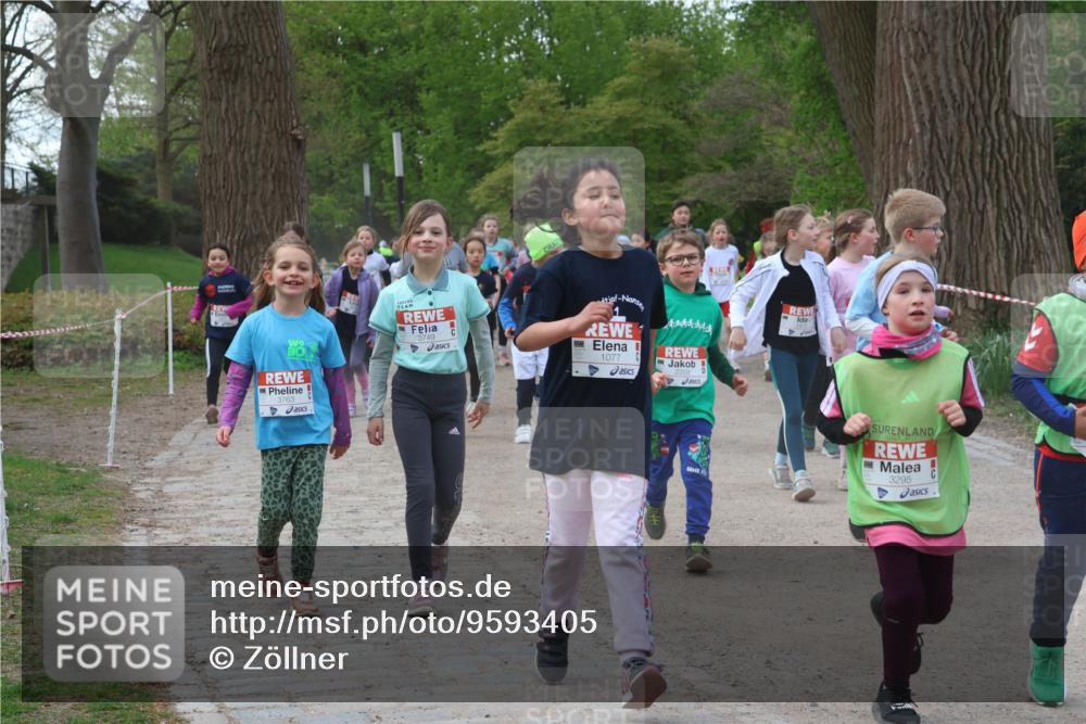 25.04.2026 - Das Zehntel Zöllner http://msf.ph/oto/9593405 25.04.2026 08:46:33 Laufen 3763, 3749, 1077, 444444, 3295 meine-sportfotos.de