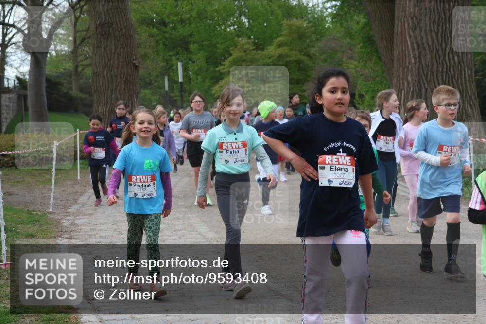 25.04.2026 - Das Zehntel Zöllner http://msf.ph/oto/9593408 25.04.2026 08:46:34 Laufen 3763, 3749, 1077 meine-sportfotos.de
