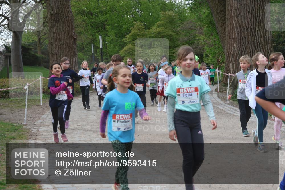 25.04.2026 - Das Zehntel Zöllner http://msf.ph/oto/9593415 25.04.2026 08:46:35 Laufen 3763, 3749 meine-sportfotos.de