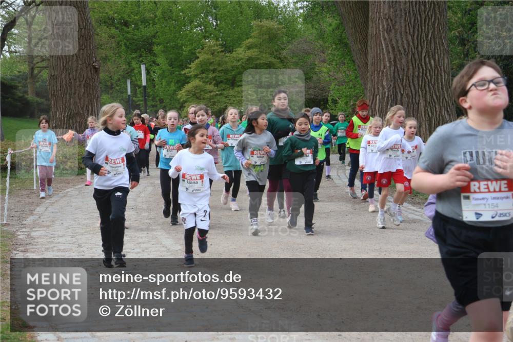 25.04.2026 - Das Zehntel Zöllner http://msf.ph/oto/9593432 25.04.2026 08:46:39 Laufen 1154 meine-sportfotos.de
