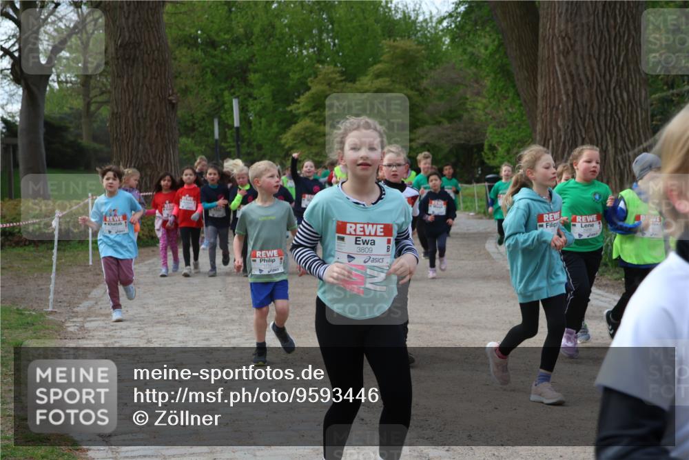 25.04.2026 - Das Zehntel Zöllner http://msf.ph/oto/9593446 25.04.2026 08:46:42 Laufen 3809 meine-sportfotos.de