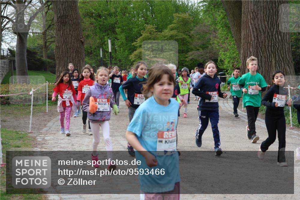 25.04.2026 - Das Zehntel Zöllner http://msf.ph/oto/9593466 25.04.2026 08:46:45 Laufen 3922, 2177 meine-sportfotos.de