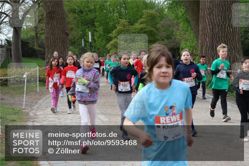 25.04.2026 - Das Zehntel Zöllner http://msf.ph/oto/9593468 25.04.2026 08:46:46 Laufen 3922, 3013, 2177, 1084 meine-sportfotos.de