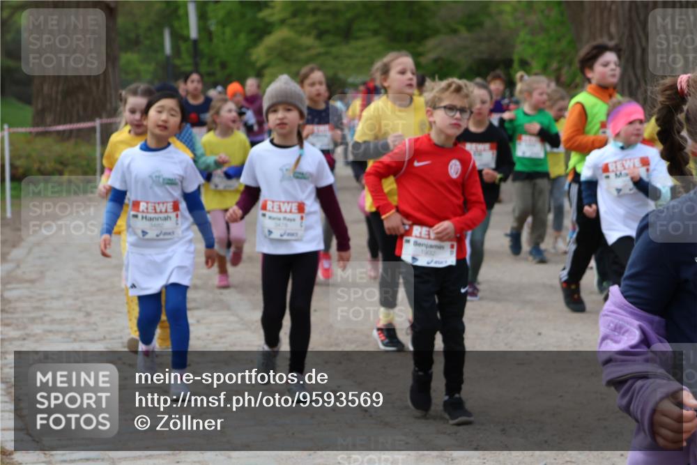 25.04.2026 - Das Zehntel Zöllner http://msf.ph/oto/9593569 25.04.2026 08:47:13 Laufen 3482, 5476, 1002 meine-sportfotos.de