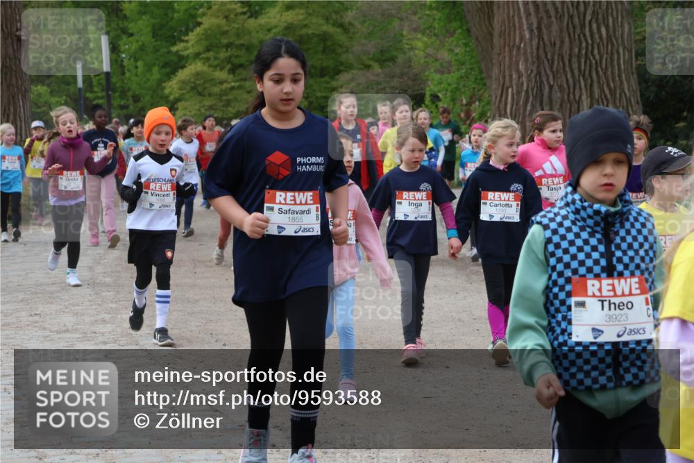 25.04.2026 - Das Zehntel Zöllner http://msf.ph/oto/9593588 25.04.2026 08:47:18 Laufen 1000, 1855, 1238, 1230, 3779, 3923 meine-sportfotos.de