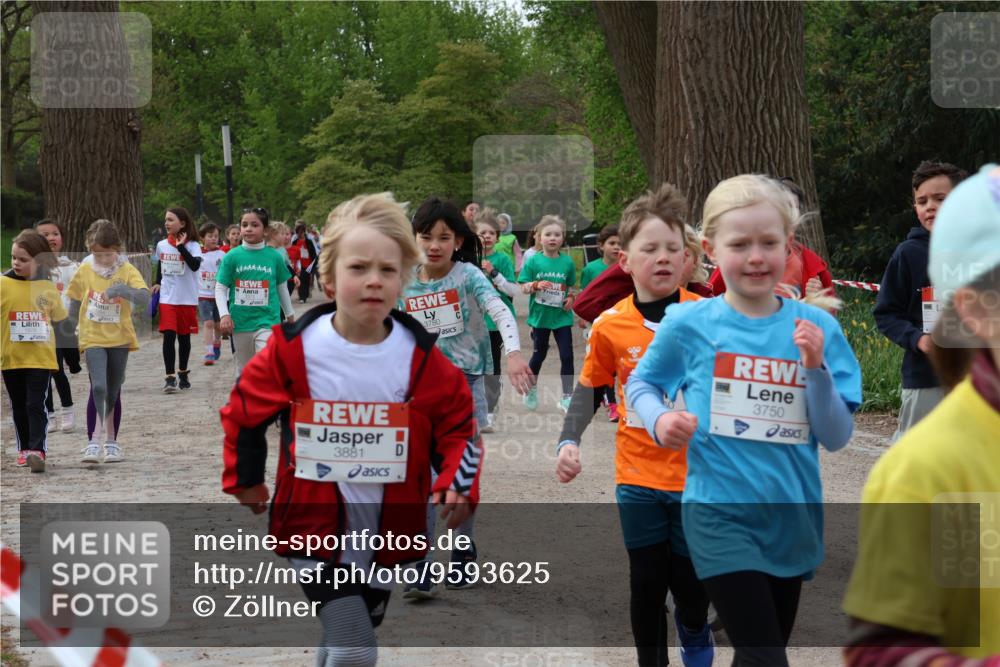 25.04.2026 - Das Zehntel Zöllner http://msf.ph/oto/9593625 25.04.2026 08:47:30 Laufen 3881, 3780, 3750 meine-sportfotos.de