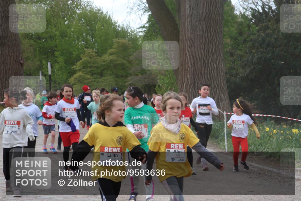 25.04.2026 - Das Zehntel Zöllner http://msf.ph/oto/9593636 25.04.2026 08:47:34 Laufen 2183, 1978, 1984 meine-sportfotos.de