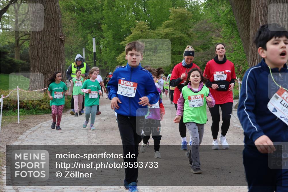 25.04.2026 - Das Zehntel Zöllner http://msf.ph/oto/9593733 25.04.2026 08:48:05 Laufen 1118, 1360, 1477 meine-sportfotos.de