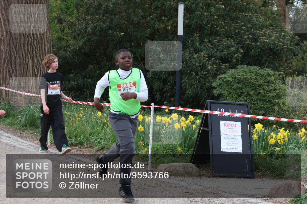 25.04.2026 - Das Zehntel Zöllner http://msf.ph/oto/9593766 25.04.2026 08:48:15 Laufen 230, 12, 20 meine-sportfotos.de